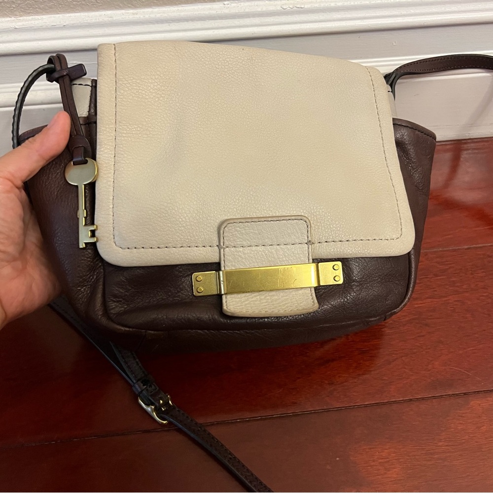 Fossil Crossbody Bag Pebble Leather Purse Colorblock Brown Off-White Gray Small